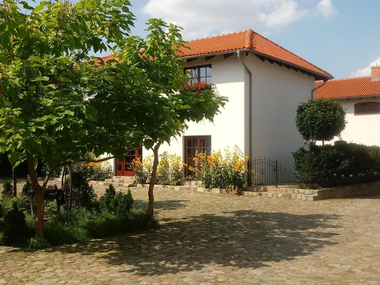 Apartamenty Za Murem Poznan Ngoại thất bức ảnh